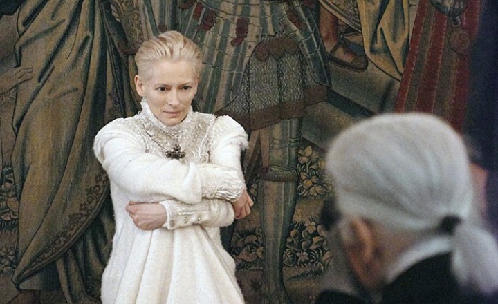 Эдинбургская дама: Тильда Суинтон для Chanel