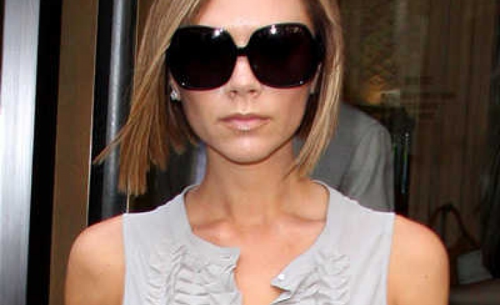 Виктория Бекхэм выпустила свою коллекцию оправ для очков