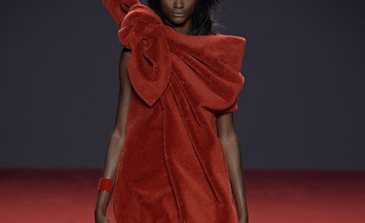 После душа: Viktor & Rolf Haute Couture осень 2014